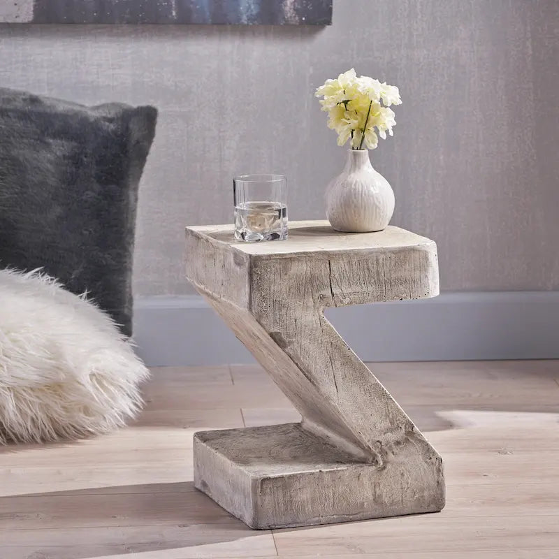 Table d'appoint en béton sculptural – Gris clair