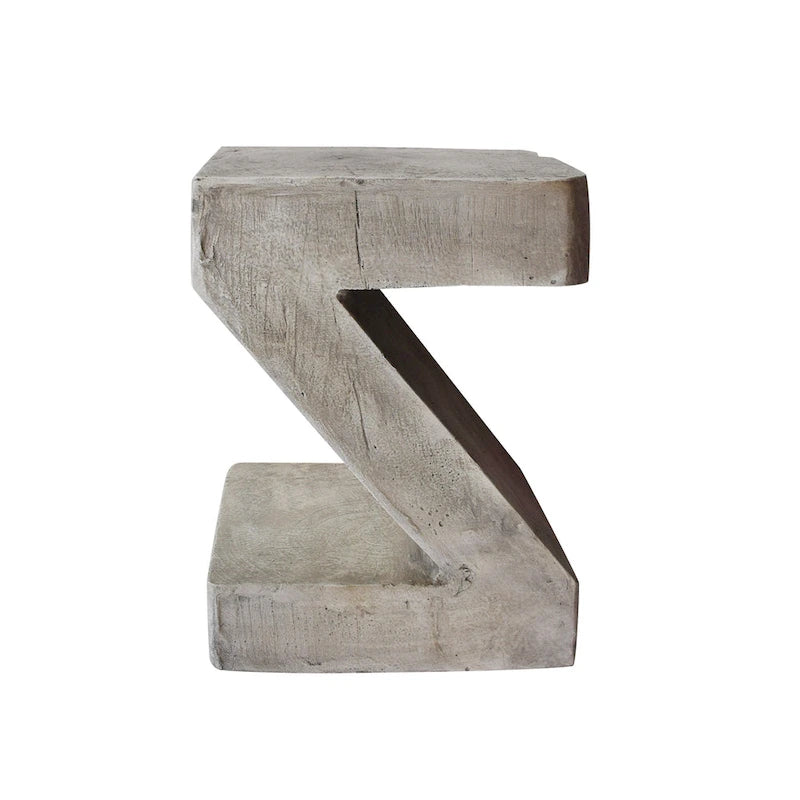 Table d'appoint en béton sculptural – Gris clair