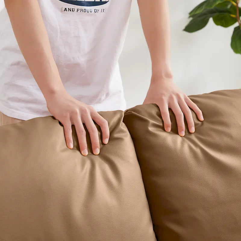 Fauteuil d'appoint rembourré avec revêtement en cuir PU