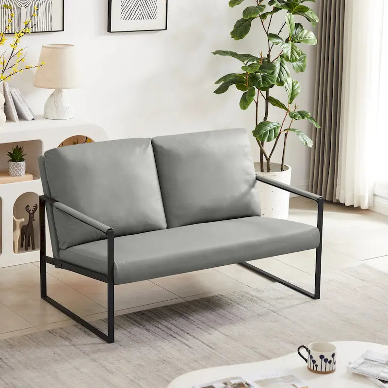 Fauteuil d'appoint rembourré avec revêtement en cuir PU